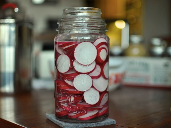 Fermented radish slices
