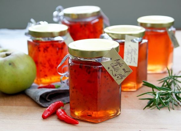 Festive apple jellies