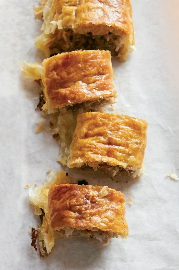 Festive sausage rolls