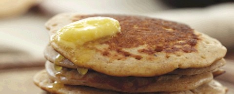 Festive spelt pikelets with cinnamon sugar