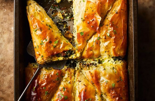 Feta & garlic greens pie