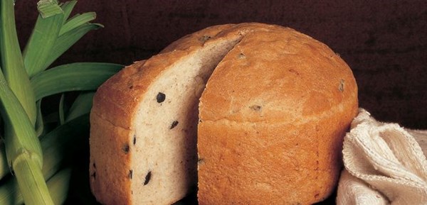 Feta cheese and black olive loaf