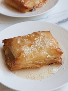Feta cheese parcels with honey and sesame