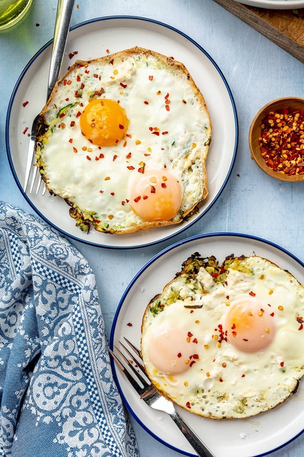 Feta eggs with zucchini