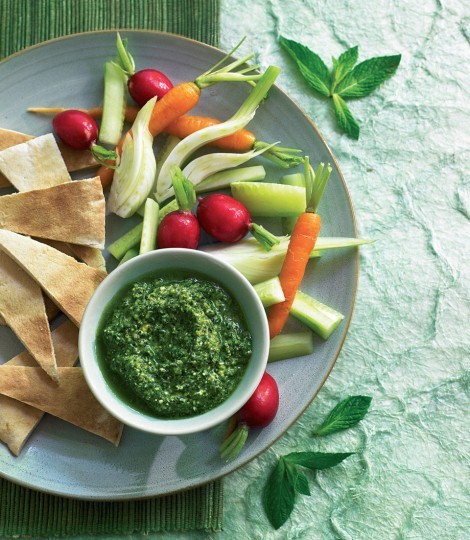 Feta pesto with crudités and toasted pitta bread