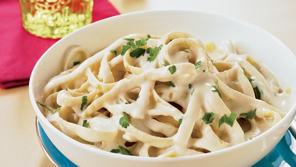 Fettuccine Alfredo