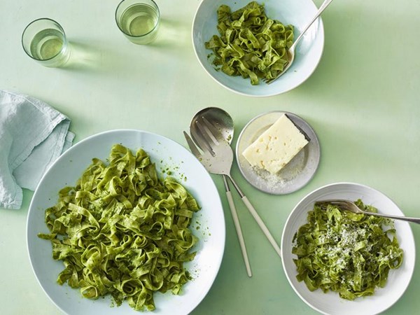 Fettuccine with mint-spinach pesto