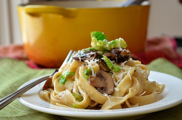 Fettuccine with mushrooms and Brussels sprouts