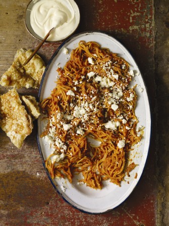 Fideo noodles in chipotle-tomato sauce (Sopa seca de fideo)