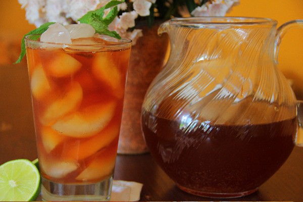 Fifteen-minute iced tea