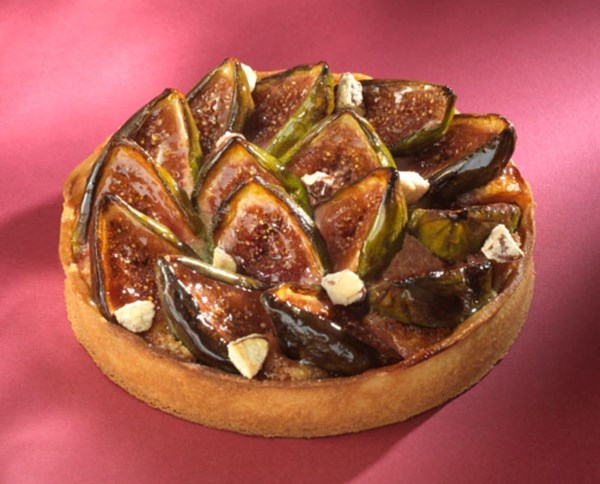 Fig & hazelnut tart