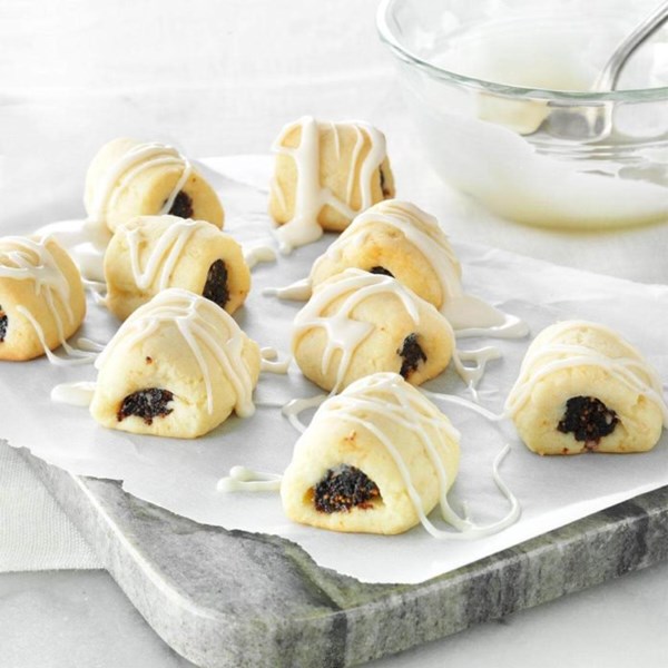 Fig and almond cookies