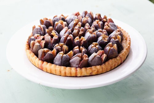Fig and almond tart