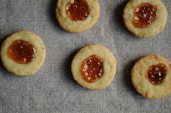 Fig and blue cheese savouries