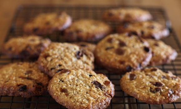 Fig and fennel biscuits