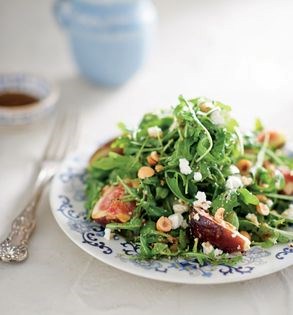 Fig and hazelnut salad (Efendy salata)