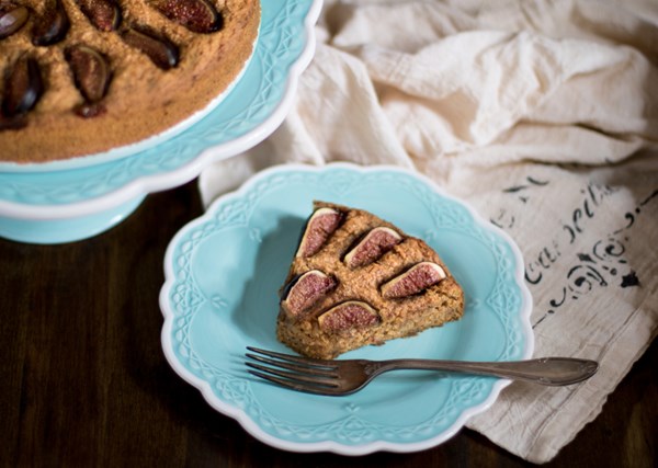 Fig and olive oil cake