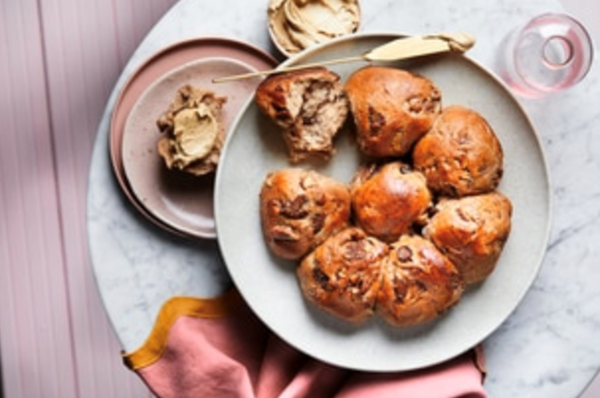 Fig and pecan pull-apart with whipped brown sugar butter