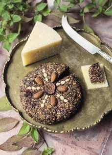 Fig cake with dried cherries