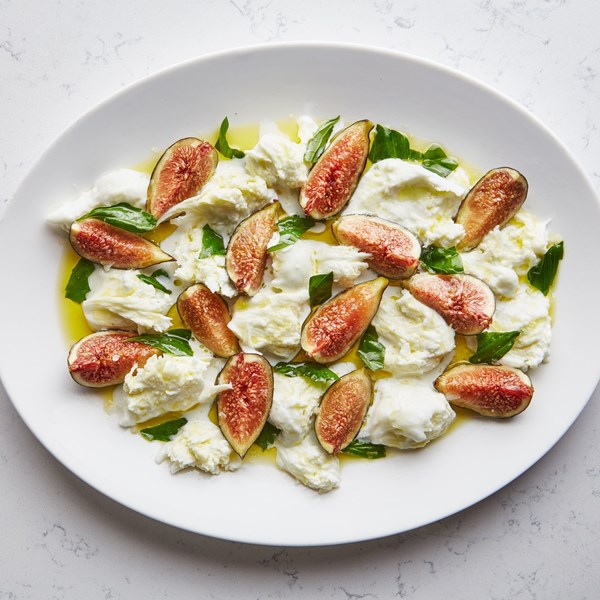 Fig Caprese salad