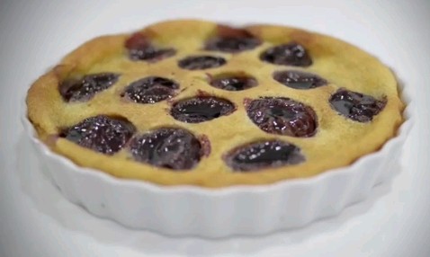 Fig clafoutis (Clafoutis aux figues à la Bourdaloue)
