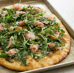 Fig, Gorgonzola, and prosciutto pizza