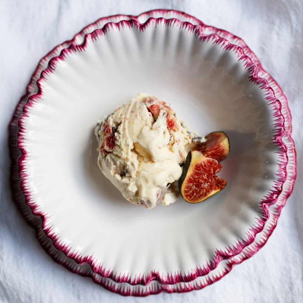 Fig, maple syrup and dark chocolate ice-cream