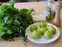 Fig, mozzarella, and mizuna salad with basil 