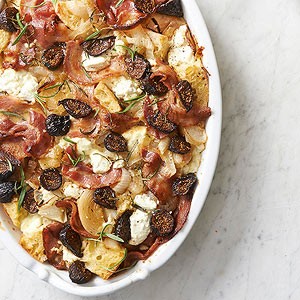 Fig, pancetta, and goat cheese brunch casserole