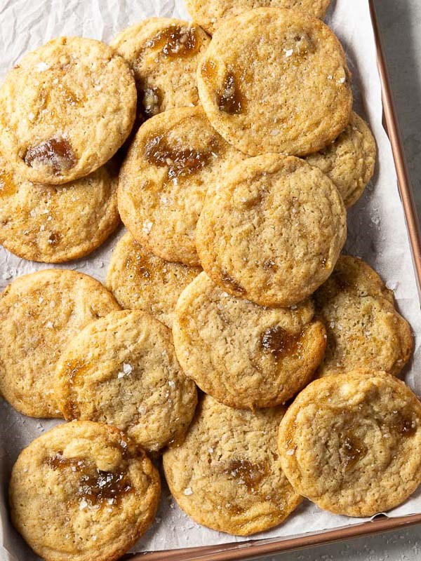 Fig-pecan cookies