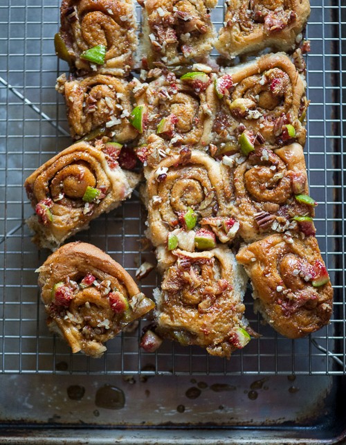 Fig pecan sticky buns
