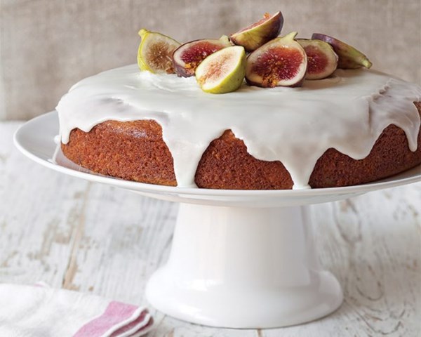 Fig preserves cake
