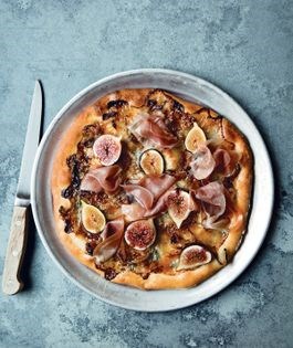 Fig, prosciutto, caramelized onion, and Gorgonzola pizza