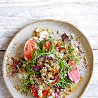 Fig, roast red onion, feta and barley salad