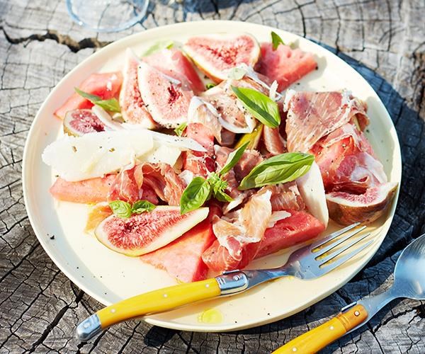 Fig, watermelon and jamón salad