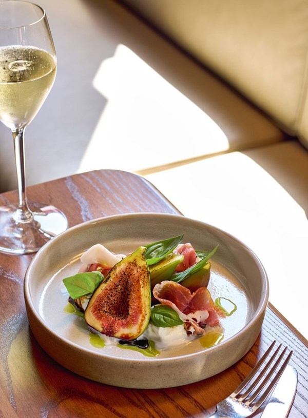 Figs, Parma ham, mozzarella, vincotto & fig leaf oil