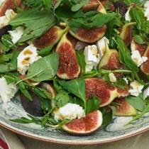 Figs with young pecorino and honey