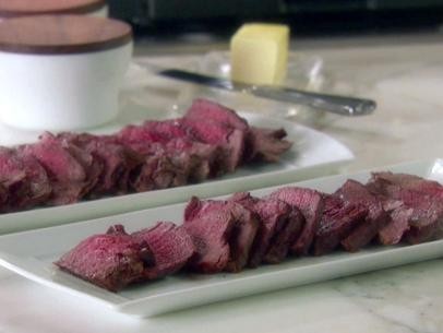 Filet mignon with rosemary and mushroom gravy