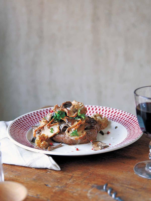 Filet mignon with wild mushroom sauce