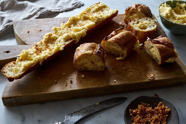 Filipino cheese pimiento with fried garlic
