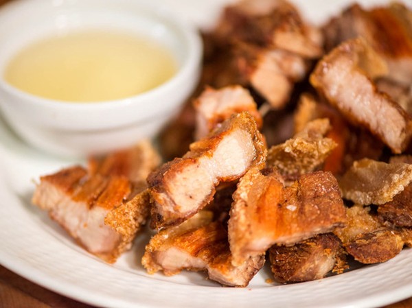  Filipino crispy fried pork belly (Lechon kawali)