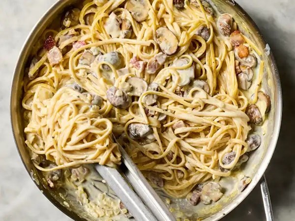 Filipino-style carbonara 