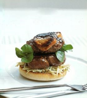 Fillet burger Rossini with foie gras, truffle glaze and celeriac rémoulade