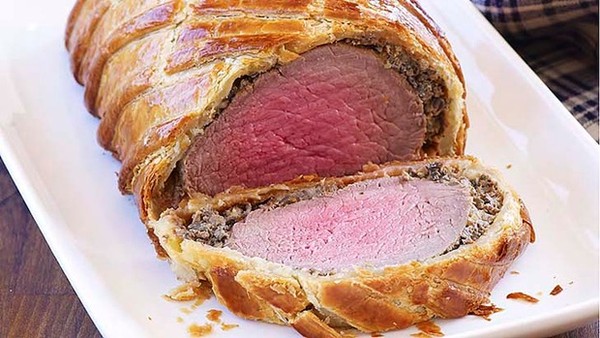 Fillet of beef en croûte