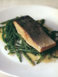 Fillet of salmon with samphire
