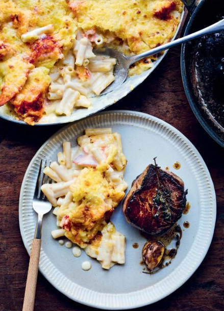 Fillet steak with lobster mac and cheese