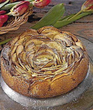 Filomena's apple cake