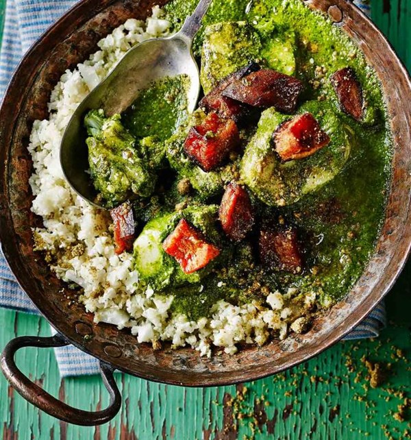 Fish and spinach curry with cauliflower 'rice' and pistachios
