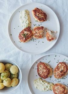 Fish balls with remoulade (Fiskefrikadeller med remoulade)