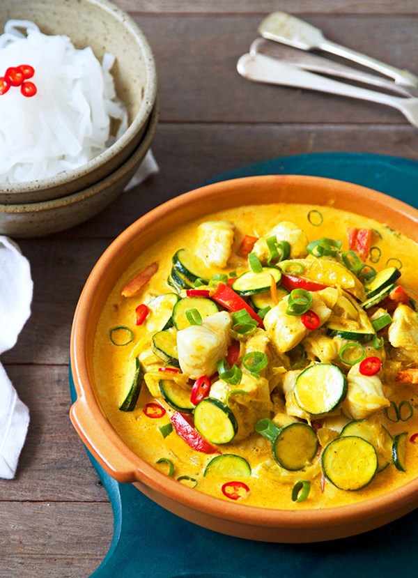 Fish curry with konjac noodles